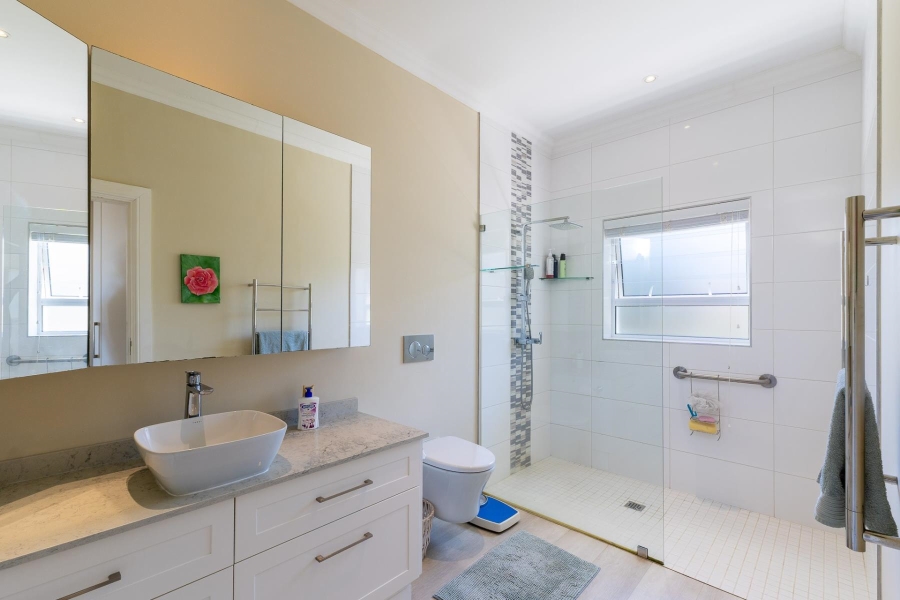 1 Bedroom Property for Sale in Hunters Estate Western Cape